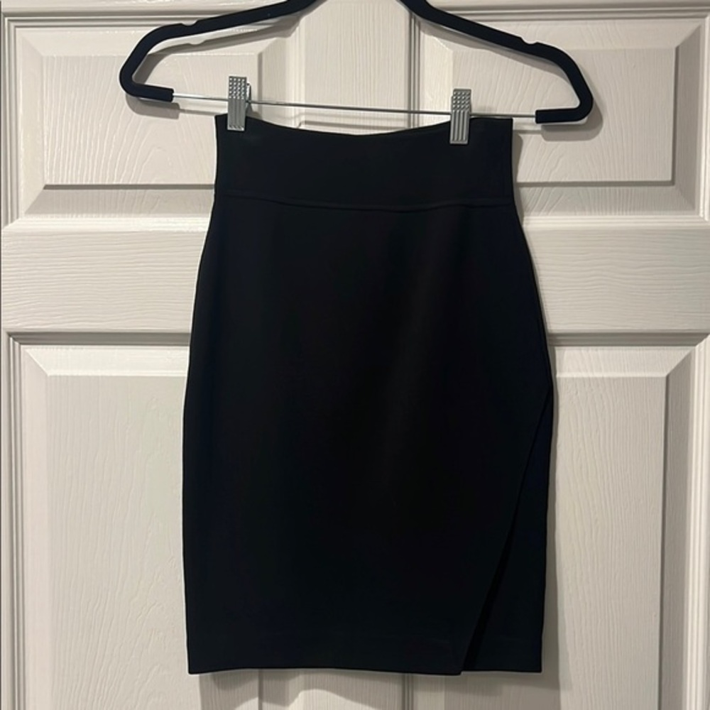 Kendall & Kylie Black Mini Pencil Skirt with Slit
